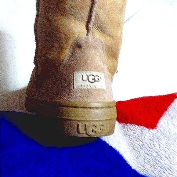 Size m 9 ugg boots